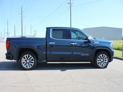 Used 2023 GMC Sierra 1500 Denali w/ Denali Reserve Package image 19