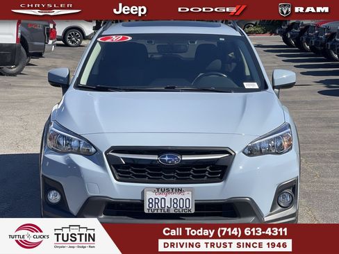 Used 2020 Subaru Crosstrek 2.0i Premium w/ Moonroof Package 1 AWD/4WD image 2