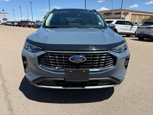 Certified 2024 Ford Escape Platinum w/ Premium Technology Package AWD/4WD image 2