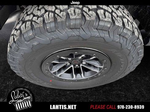 New 2026 Jeep Wrangler Unlimited Rubicon AWD/4WD image 23
