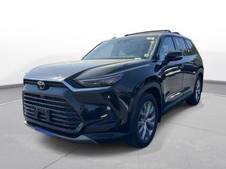 Used 2024 Toyota Grand Highlander Limited video 2