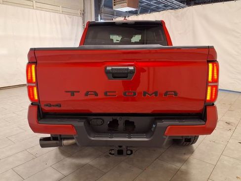 Used 2026 Toyota Tacoma 4x4 Double Cab image 8