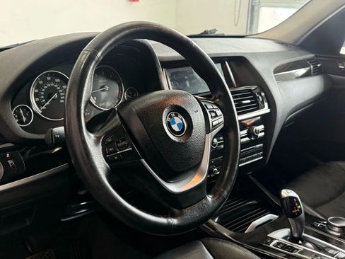 Used 2017 BMW X3 xDrive28i image 9
