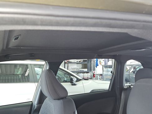 Used 2025 Subaru Forester Premium AWD/4WD image 14