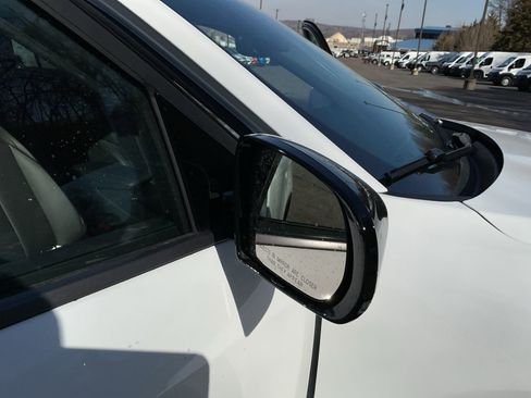 New 2026 Jeep Cherokee Limited image 30