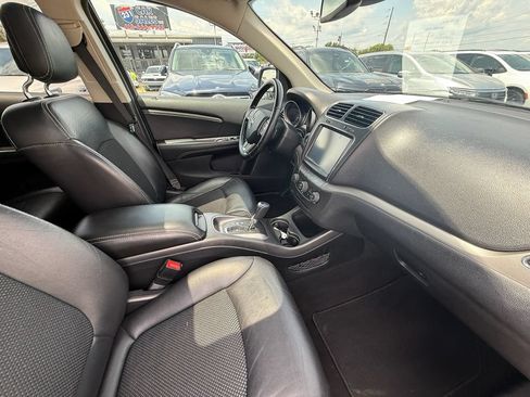Used 2020 Dodge Journey Crossroad FWD image 26