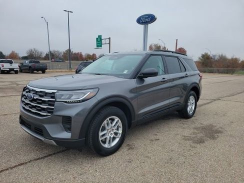 New 2026 Ford Explorer Active image 19