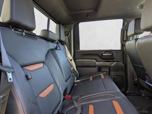 Used 2022 GMC Sierra 2500 AT4 w/ AT4 Premium Plus Package image 25