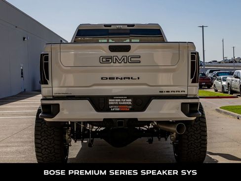 Used 2025 GMC Sierra 2500 Denali Ultimate image 8