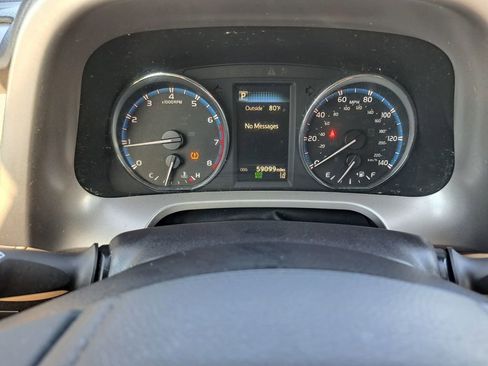 Used 2017 Toyota RAV4 Limited image 12