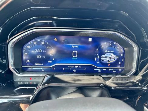 Used 2022 Chevrolet Silverado 1500 RST AWD/4WD image 16