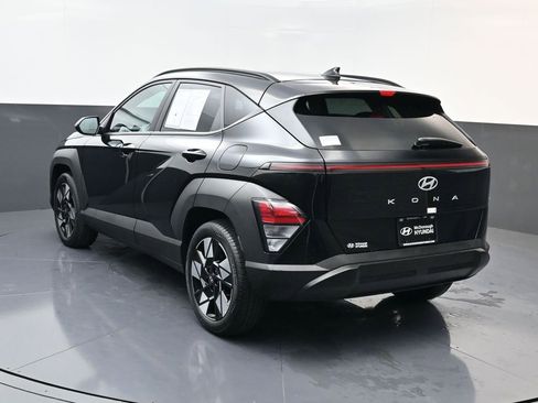 Certified 2025 Hyundai Kona SEL image 6