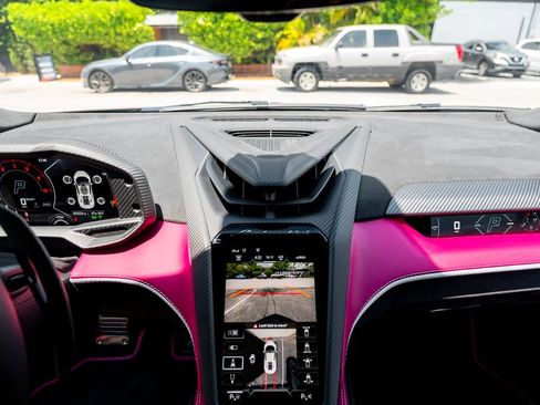 Used 2025 Lamborghini Revuelto AWD/4WD image 65