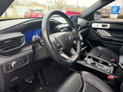 Used 2020 Ford Explorer ST w/ Premium Technology Package image 14