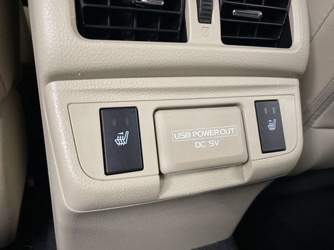 Used 2018 Subaru Legacy 3.6R Limited AWD/4WD image 29