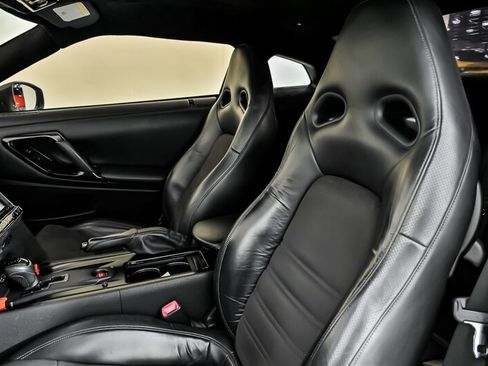 Used 2013 Nissan GT-R Premium AWD/4WD image 23