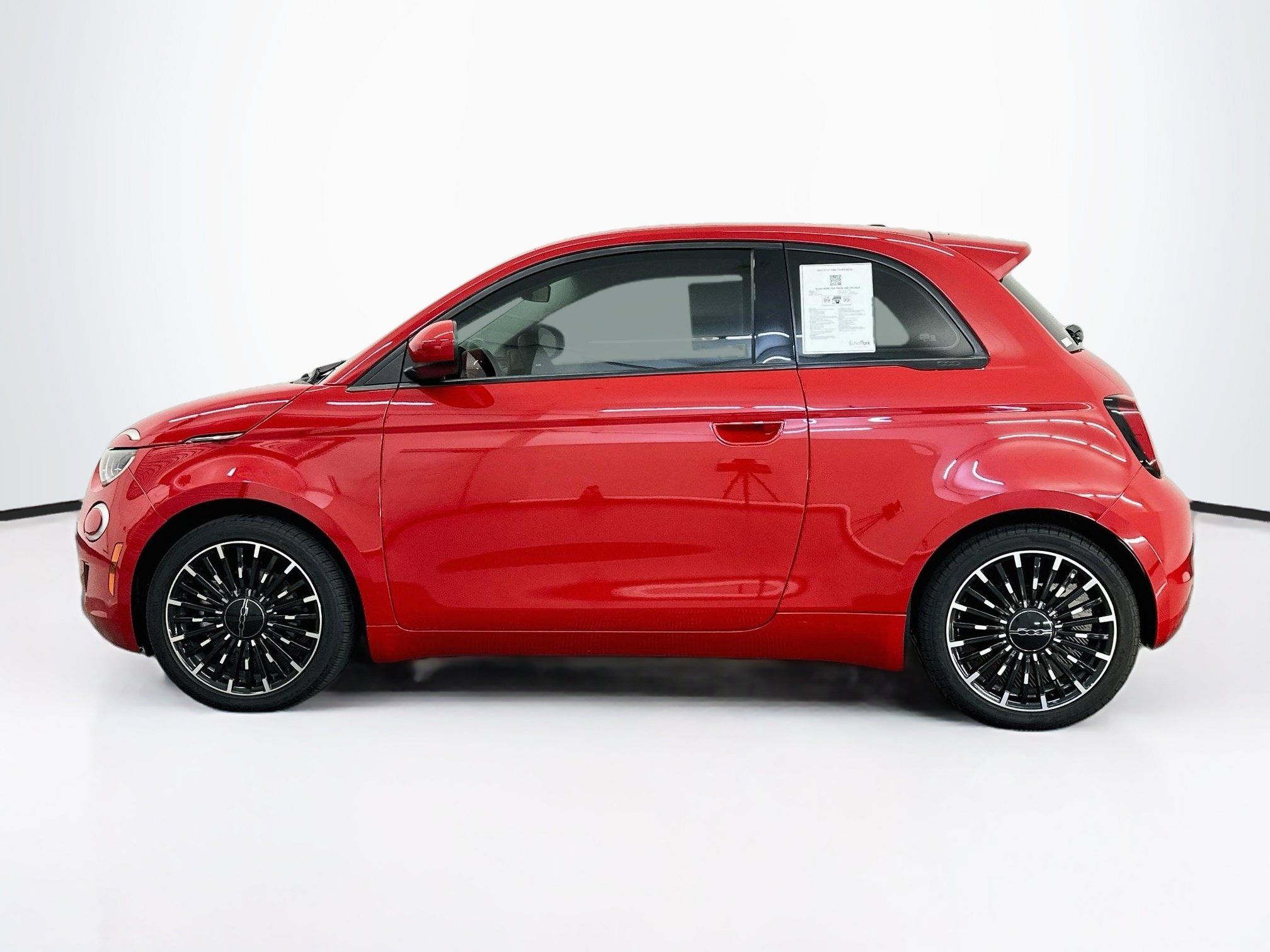 Used 2024 FIAT 500 e (RED) FWD image 4
