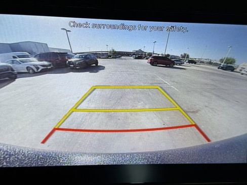 Used 2022 Hyundai Santa Cruz SEL image 9