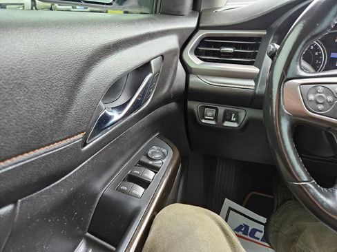 Used 2022 GMC Acadia AT4 AWD/4WD image 13