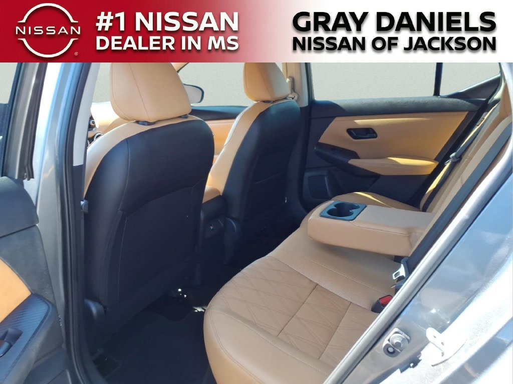Used 2024 Nissan Sentra SV w/ SV Premium Package FWD image 27