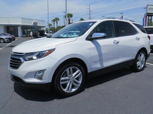 Used 2018 Chevrolet Equinox Premier FWD image 8