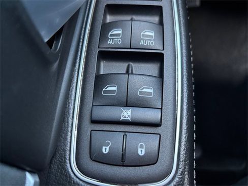 Used 2024 RAM 3500 Big Horn image 18