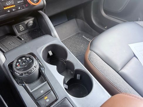 Used 2024 Ford Bronco Sport Outer Banks w/ Tech Package image 21