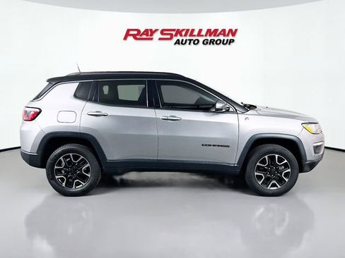 Used 2019 Jeep Compass Trailhawk AWD/4WD image 8