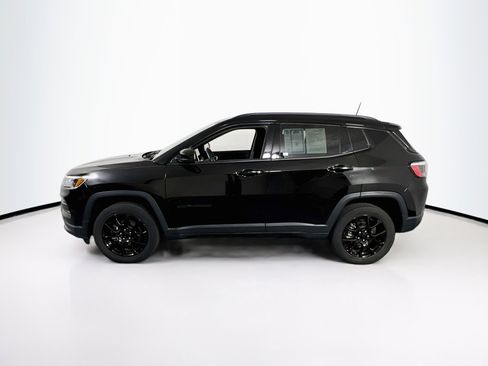 Used 2022 Jeep Compass Latitude w/ Convenience Group AWD/4WD image 8