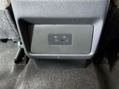 Certified 2023 Nissan Rogue SV image 25