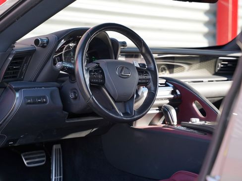 Used 2018 Lexus LC 500 500 image 4