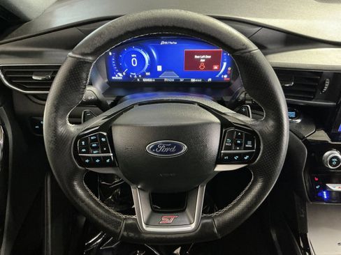 Used 2023 Ford Explorer ST w/ Equipment Group 401A AWD/4WD image 17
