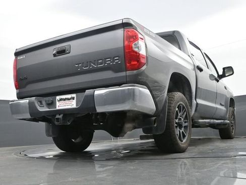Used 2021 Toyota Tundra SR5 w/ SR5 Upgrade Package AWD/4WD image 27
