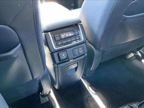 Used 2023 Subaru Ascent Touring image 25