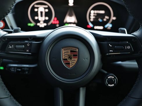 New 2026 Porsche Cayenne S image 36