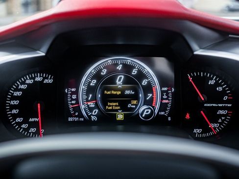 Used 2018 Chevrolet Corvette Stingray Coupe w/ 2LT Preferred Equipment Group image 28