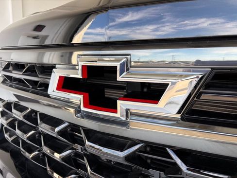New 2026 Chevrolet Silverado 1500 ZR2 AWD/4WD image 33
