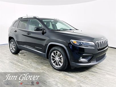 Used 2019 Jeep Cherokee Latitude Plus w/ Comfort/Convenience Group