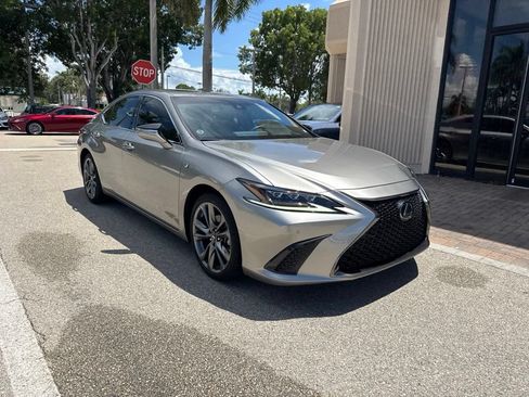Used 2019 Lexus ES 350 F Sport w/ Accessory Package 2 FWD image 1