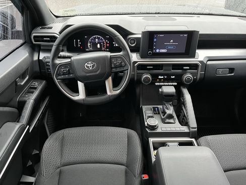 Used 2025 Toyota 4Runner SR5 image 11