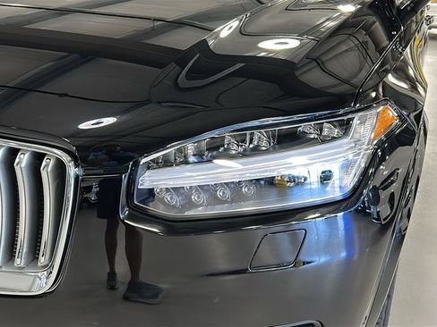 Certified 2023 Volvo XC90 B6 Plus w/ Protection Package Premier AWD/4WD image 7