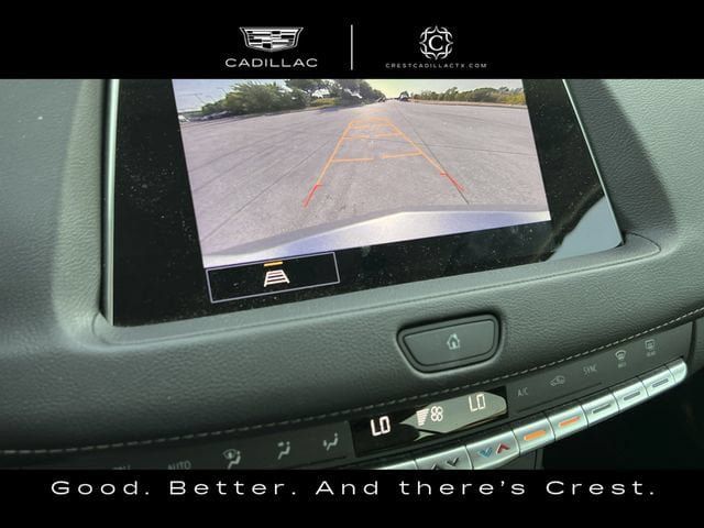 Used 2023 Cadillac XT4 Luxury w/ Cold Weather Package FWD image 19