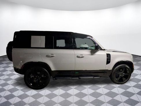 New 2026 Land Rover Defender 110 X-Dynamic SE AWD/4WD image 6