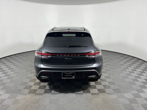 Certified 2026 Porsche Macan AWD/4WD image 6