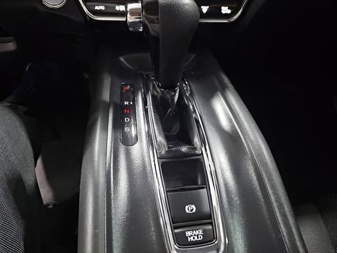 Used 2019 Honda HR-V EX image 24