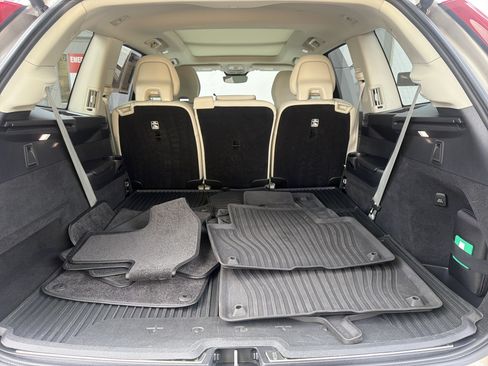 Certified 2024 Volvo XC90 B6 Plus w/ Protection Package Premier AWD/4WD image 34