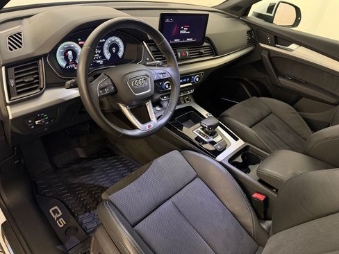 Used 2023 Audi Q5 e Premium Plus w/ Premium Plus Package AWD/4WD image 4