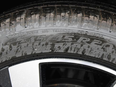 New 2026 Volvo XC40 B5 Ultra w/ Climate Package image 55