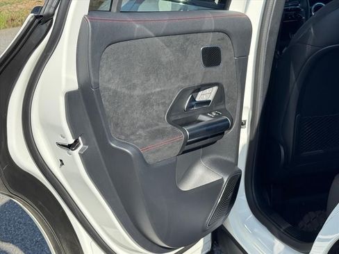 Used 2025 Mercedes-Benz GLA 250 image 16