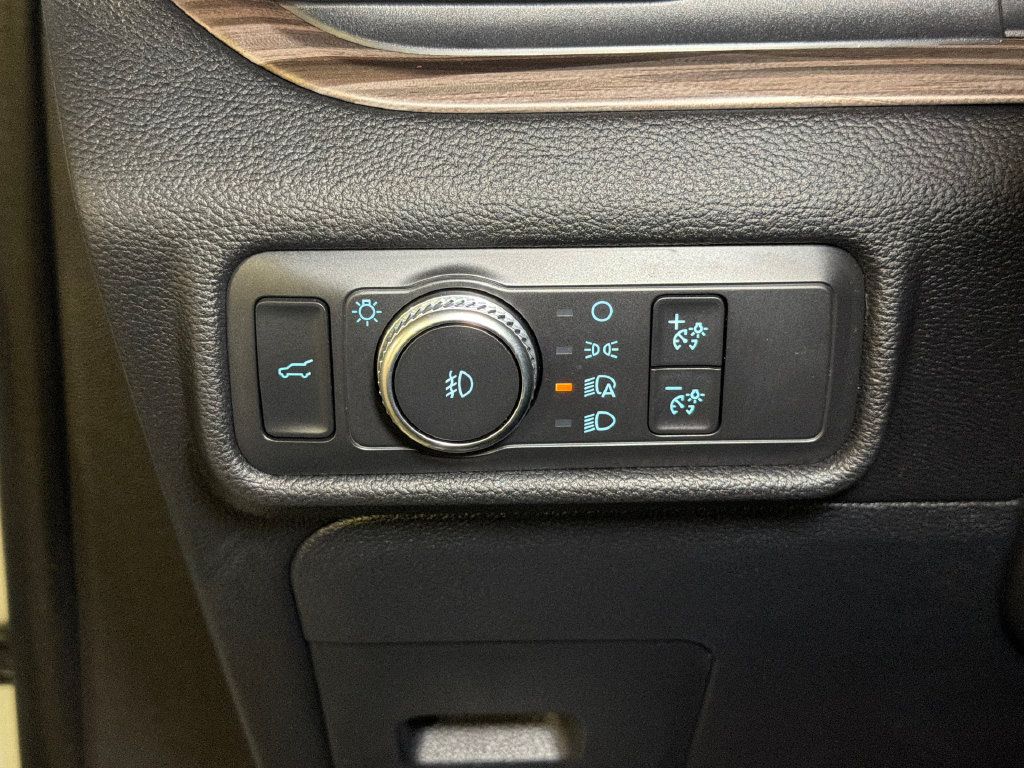 Used 2020 Ford Explorer Limited AWD/4WD image 26